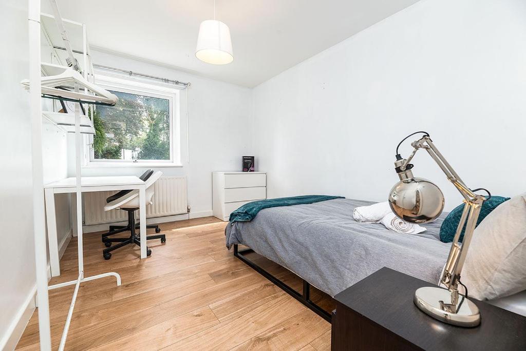 Cozy 3-bedroom Flat Opposite Forest Recreation Ground Appartement *