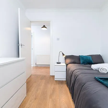 Cozy 3-Bedroom Flat Opposite Forest Recreation Ground Nottingham Exterior photo