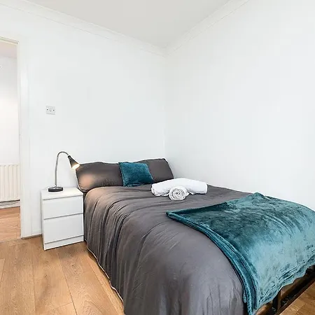Cozy 3-Bedroom Flat Opposite Forest Recreation Ground Nottingham Exterior photo